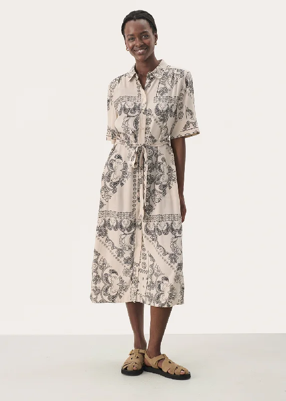 Melucan Dress
