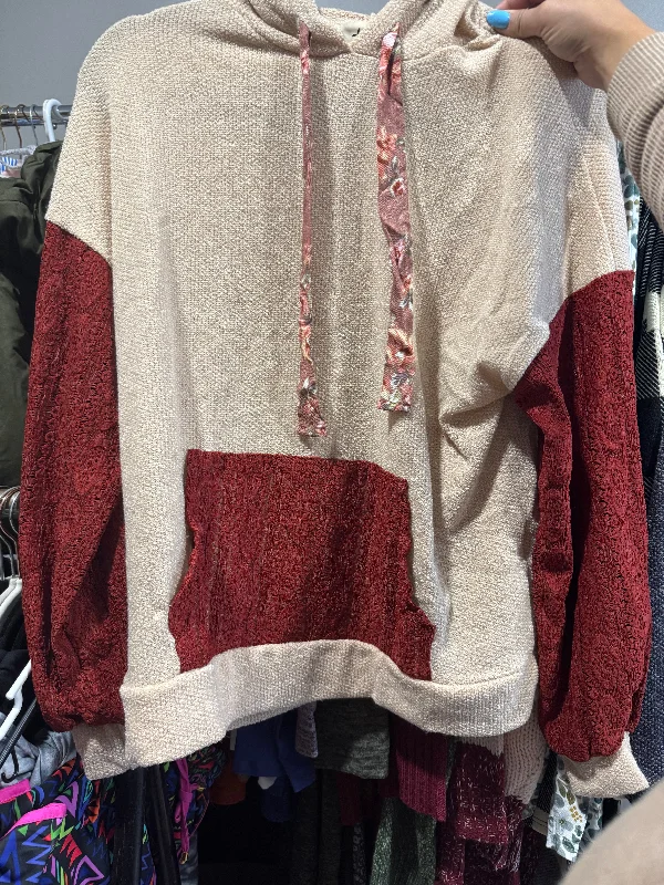 Rust lace sleeve hoodie